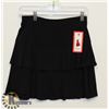 Image 1 : BLACK LADIES RUFFLED SKIRT SIZE SMALL