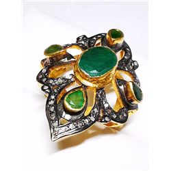 32) GILT SILVER EMERALD & DIAMOND RING,