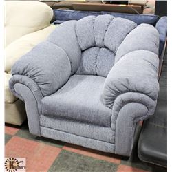 BLUE FABRIC SOFA CHAIR. FURNITURE