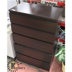 5 DRAWER DRESSER, 27.5"X15.5"X44".