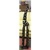 Image 1 : LARGE WOOD 2-PC SAFARI GIRAFFE - 5 FEET