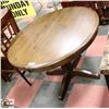 Image 1 : SOLID WOOD BUTTERFLY LEAF KITCHEN TABLE,
