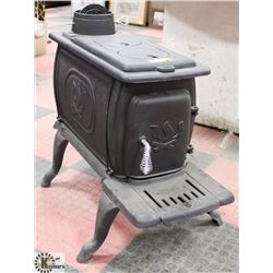 NEW FLOOR MODEL MEDIUM CAST IRON WOOD STOVE