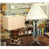 Image 1 : LOT OF 2 LAMPS