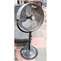 LARGE GARRISON FLOOR STANDING FAN