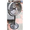 Image 1 : LARGE GARRISON FLOOR STANDING FAN