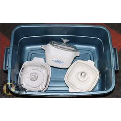 BOX W/ 3 VINTAGE CORNING WARE OVEN DISHES W/ LIDS