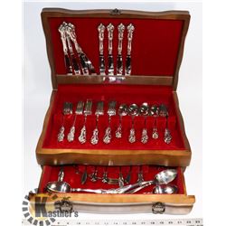 8 PLACE SETTING ROGERS BROS ORLEANS SILVERWARE W/