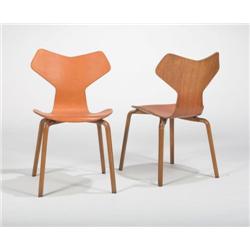 Arne Jacobsen-Grand Prix chairs, 2