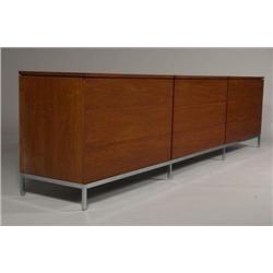 Florence Knoll-Teak 9-drawer chest