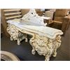Image 2 : WHITE AND GOLD TRIM TRADITIONAL STYLE BEDROOM SET INC. KING SIZE HEADBOARD AND BASE, 6' WIDE 2