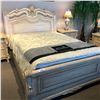 Image 1 : ASH WOOD TRADITIONAL STYLE HEAVILY CARVED QUEEN SIZE BED FRAME