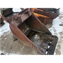 CAT 320 36" FOUNDATION BUCKET