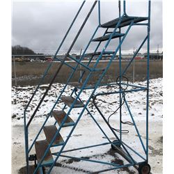 SHOP LADDER - 7.5' PLATFORM