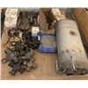 Image 2 : 2 X SKID LOTS