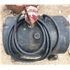 Image 1 : FUEL TANK W / HAND PUMP - UNKNOWN SIZE