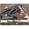 Image 3 : JOB LOT OF LOG BUNKS & PARTS