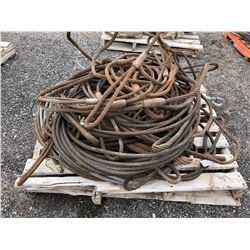 SKID LOT OF CRANE RIGGING