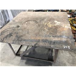 STEEL WELDING TABLE ON ROLLERS