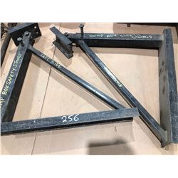 DUMP BOX SAFETY STANDS
