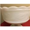 Image 26 : Lot Of Milk Glass & Sign Cobalt Vases /Glassware