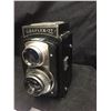 Image 2 : Vintage Camera Graflex 22 in Good Shape with Nice Lenses.