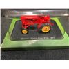 Image 2 : Massey Harris Pony 820 Diecast Tractor