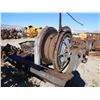 Image 2 : Large hoist 40 inch dia  (114158)