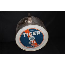 5 GAL ROCKER OIL CAN TIGER OIL GAMBLES STORES