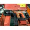 Image 2 : HILTI 450 HEAVY DUTY SEMI-AUTO POWDER ACTUATED NAILER