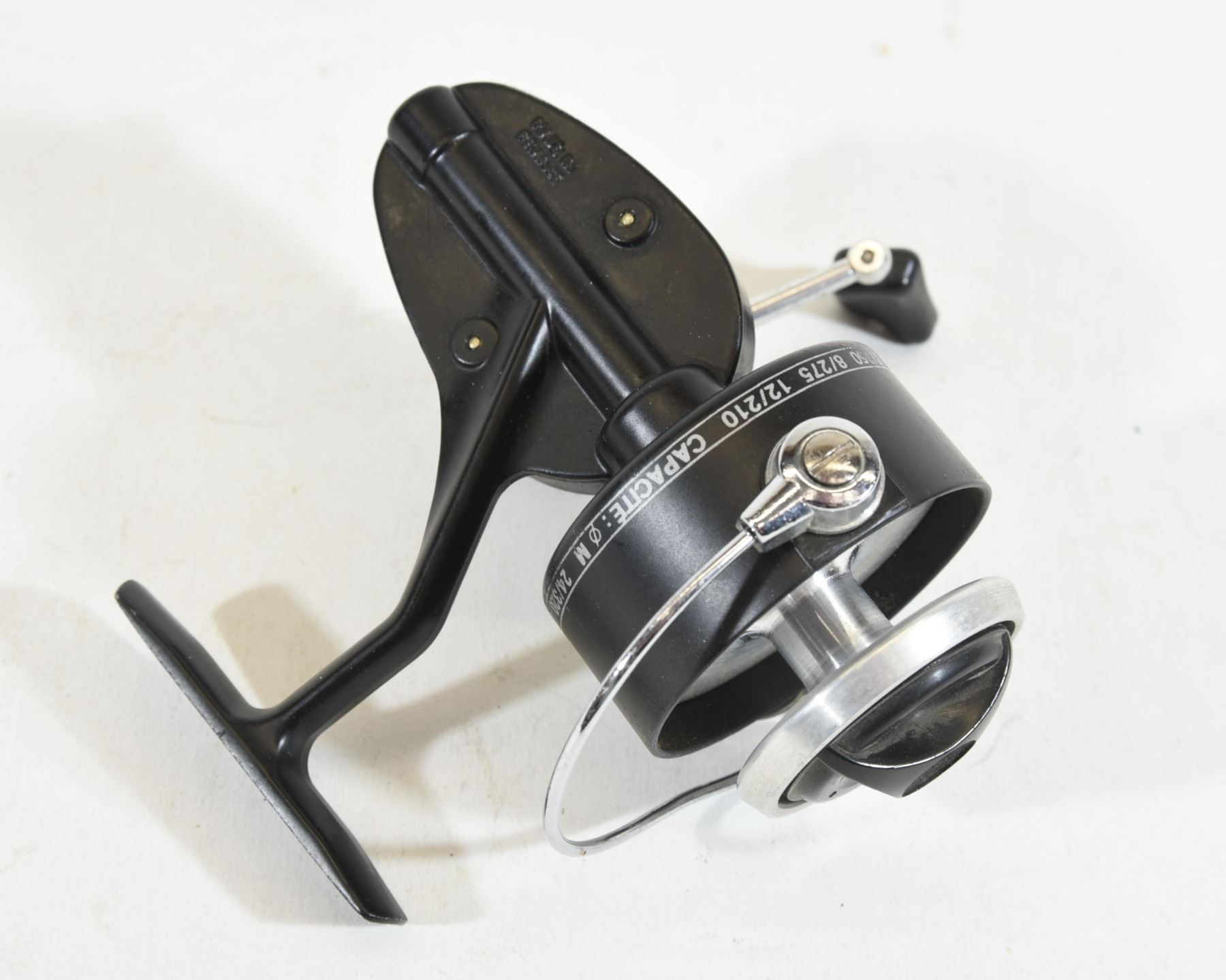 VINTAGE MITCHELL 204 Spinning Fishing Reel Made in France VINTAGE MITCHELL 204 Spinning Fishing Reel Made in France