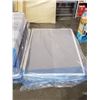 Image 2 : QUEEN SIZE SERTA PERFECT SLEEPER MATTRESS AND BOX SPRING