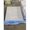 Image 2 : QUEEN SIZE SERTA PERFECT SLEEPER ELITE MATTRESS AND BOX SPRING