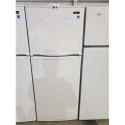 APARTMENT SIZE MAGIC CHEF FRIDGE