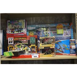 LOT OF ASSORTED TOYS