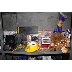 LOT OF ASSORTED TOYS