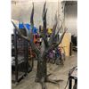 Image 1 : DECORATIVE TREE