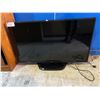 Image 1 : LG 47" TV FOR PARTS OR REPAIR