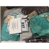 Image 2 : TILLEY WOMEN'S ASSTD CLOTHING (8 PC) (SIZE XL) INCLUDES: 3 X LONG SLEEVE TOPS/2 X SHORT SLEEVE