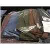 Image 2 : TILLEY MEN'S ASSTD CLOTHING (5 PC) (SIZE 40): SHORTS & SLACKS - C