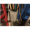 Image 2 : ASSTD YARD TOOLS - SHOVEL, BROOM ETC