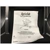 Image 2 : AGRIFAB TOW TYPE SPREADER - IN BOX
