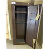 Image 2 : BROWN LOCKING GUN CABINET