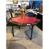 Image 2 : POKER TABLE WITH FOLDING LEGS