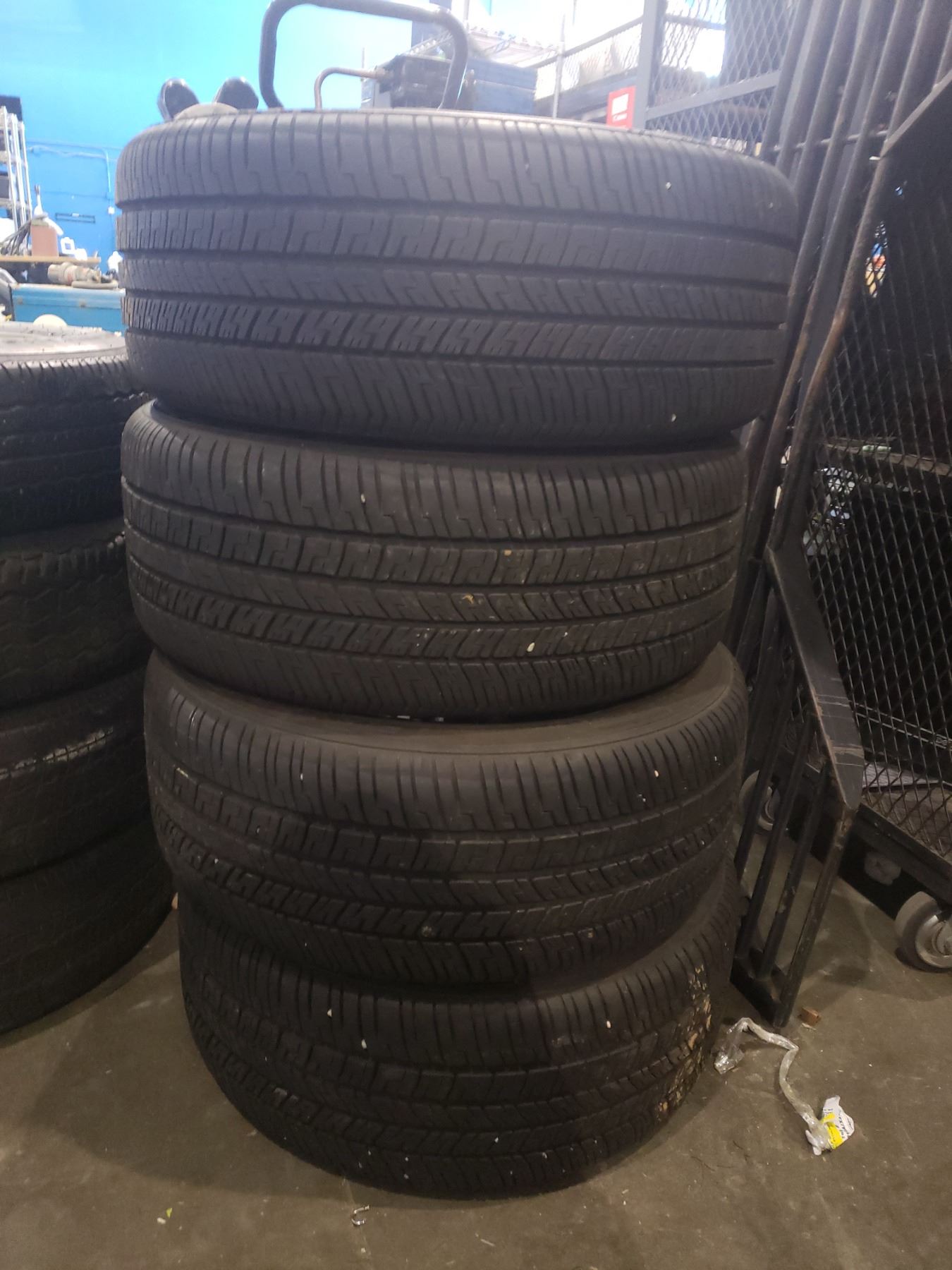 SET OF 4 GOOD YEAR P235/50R18 TIRES ON RIMS