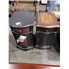 Image 2 : TV TRAY AND 2 DECORATIVE SIDE TABLE