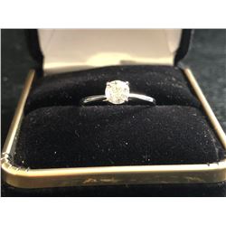 LADIES 10K  WHITE  GOLD RING DIAMOND SOLITAIRE - APPRAISED VALUE $2522.00