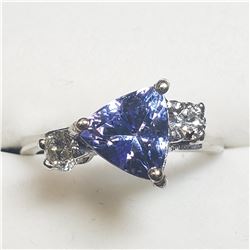 14K TRIANGULAR CUT TANZANITE (1.6CT) DIAMOND (0.36CTS)  RING