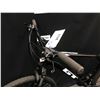 Image 10 : BLACK AGGRESSOR COMP 21 SPEED GT FRONT SUSPENSION MOUNTAIN BIKE WITH FRONT AND REAR DISC BRAKES, XL