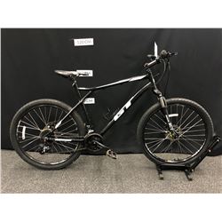 BLACK AGGRESSOR COMP 21 SPEED GT FRONT SUSPENSION MOUNTAIN BIKE WITH FRONT AND REAR DISC BRAKES, XL